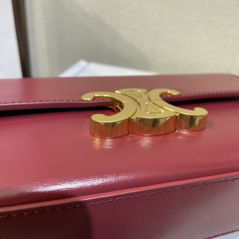 Ce1i*e triomphe bags